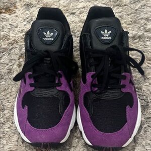 Adidas women’s falcon 6.5